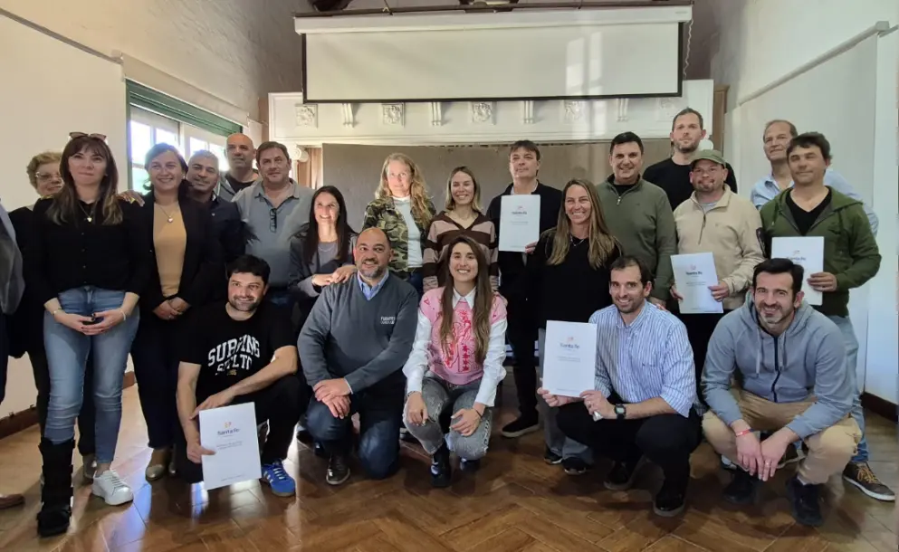 CLUBES DE ROLDÁN RECIBEN FONDOS PARA CRECER Y MEJORAR SUS INSTALACIONES