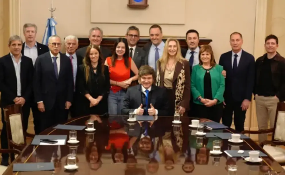 MILEI MOSTRÓ SU NUEVO GABINETE Y ARRANCÓ LA SEGUNDA ETAPA DE SU GESTIÓN