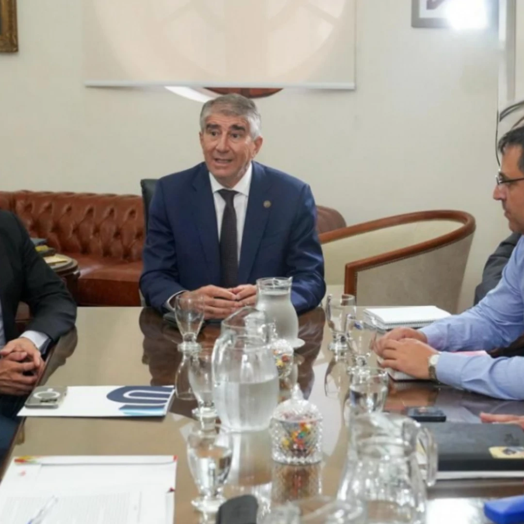 SANTA FE INICIÓ LA PARITARIA CON ATE Y UPCN Y ESPERA EL DATO DE INFLACIÓN