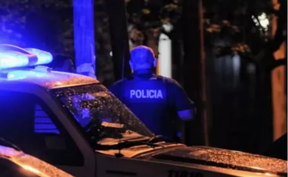 APREHENDIERON A TRES PERSONAS EN FUNES Y SECUESTRARON UNA RÉPLICA DE PISTOLA