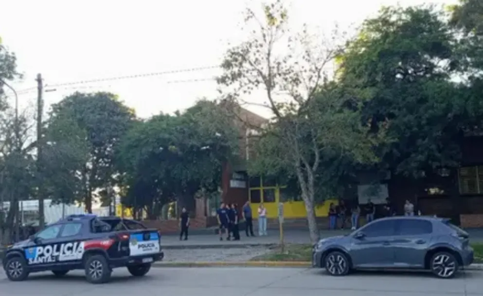 HABLÓ LA MADRE DEL ATACANTE DE SAN CRISTÓBAL Y APUNTÓ A “MENTIRAS”