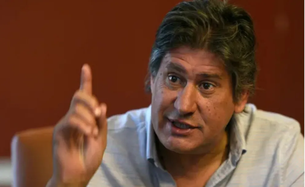 FUNES: EL GABINETE RESPALDÓ A SANTACROCE EN MEDIO DE UNA INVESTIGACIÓN JUDICIAL