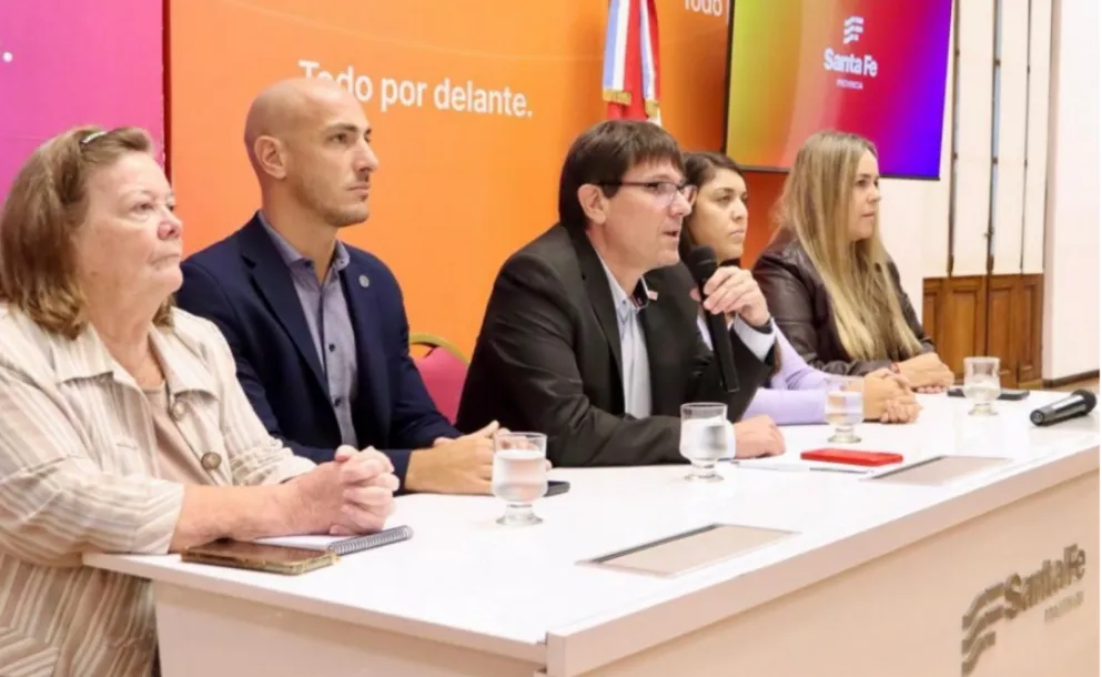 OPERATIVO PROVINCIAL EN SAN CRISTÓBAL TRAS EL HECHO QUE CONMOCIONÓ A LAS ESCUELAS