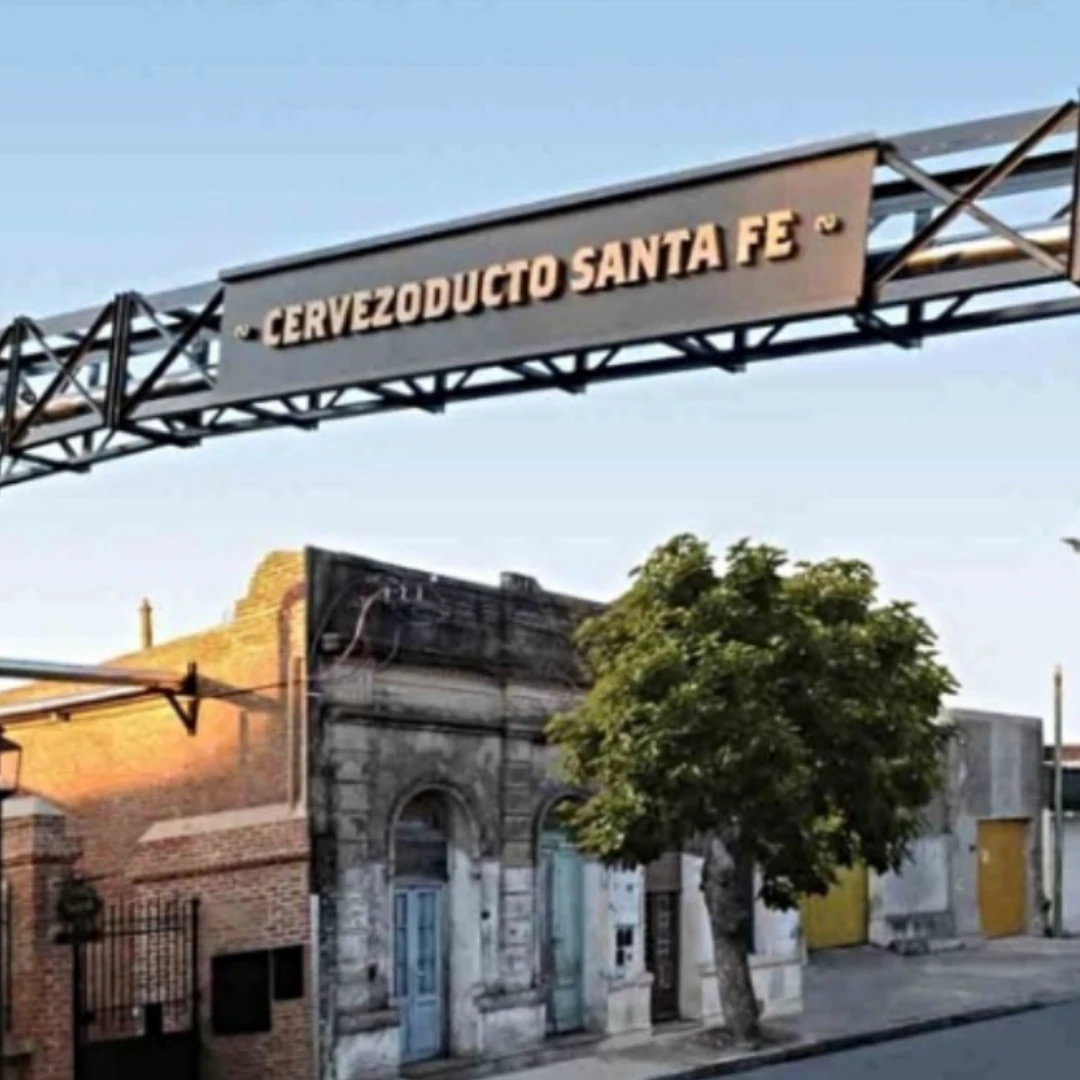 SOSPECHAN QUE INTENTARON ROBAR CERVEZA DEL DUCTO EN SANTA FE