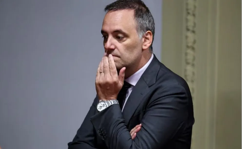 LA JUSTICIA DESCARTÓ DELITO EN EL VIAJE DE ADORNI CON SU ESPOSA EN AVIÓN OFICIAL