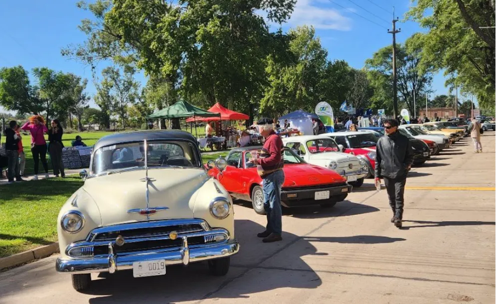 RALLY DE REGULARIDAD: PRECISIÓN Y VEHÍCULOS CLÁSICOS EN SAN JERÓNIMO