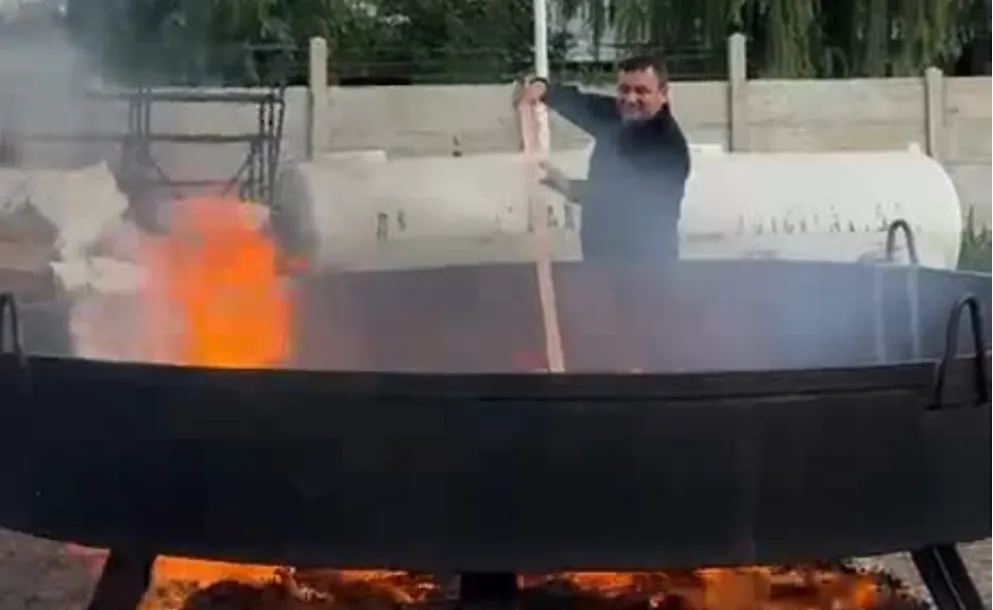 ROLDÁN VA POR UN RÉCORD: HARÁN 2.000 LITROS DE LOCRO EN UN SOLO DISCO