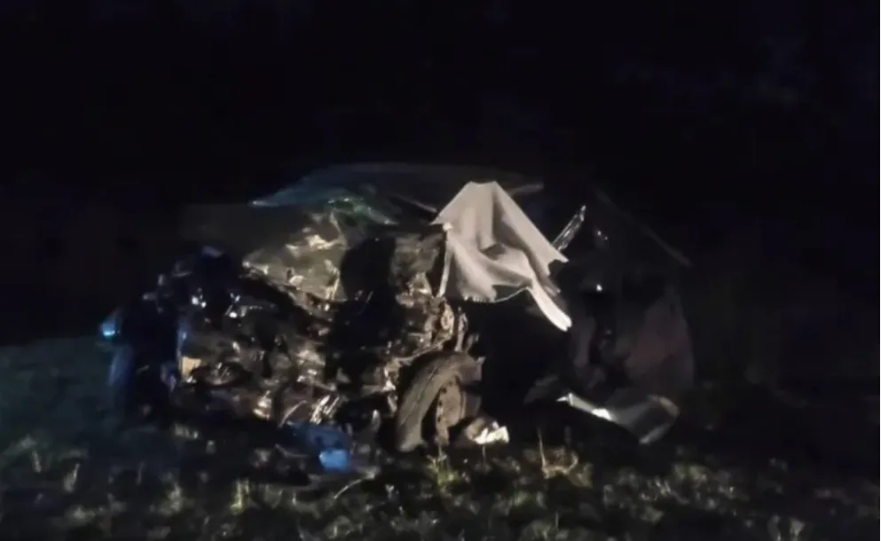 TRAGEDIA EN IBARLUCEA: UN AUTOMOVILISTA FALLECIÓ TRAS IMPACTAR CONTRA UN CAMIÓN