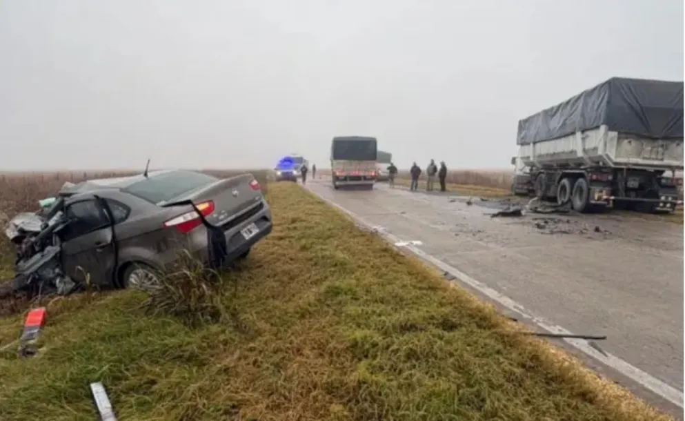 RICARDONE: UN HOMBRE MURIÓ TRAS UN VIOLENTO CHOQUE ENTRE UN AUTO Y UN CAMIÓN