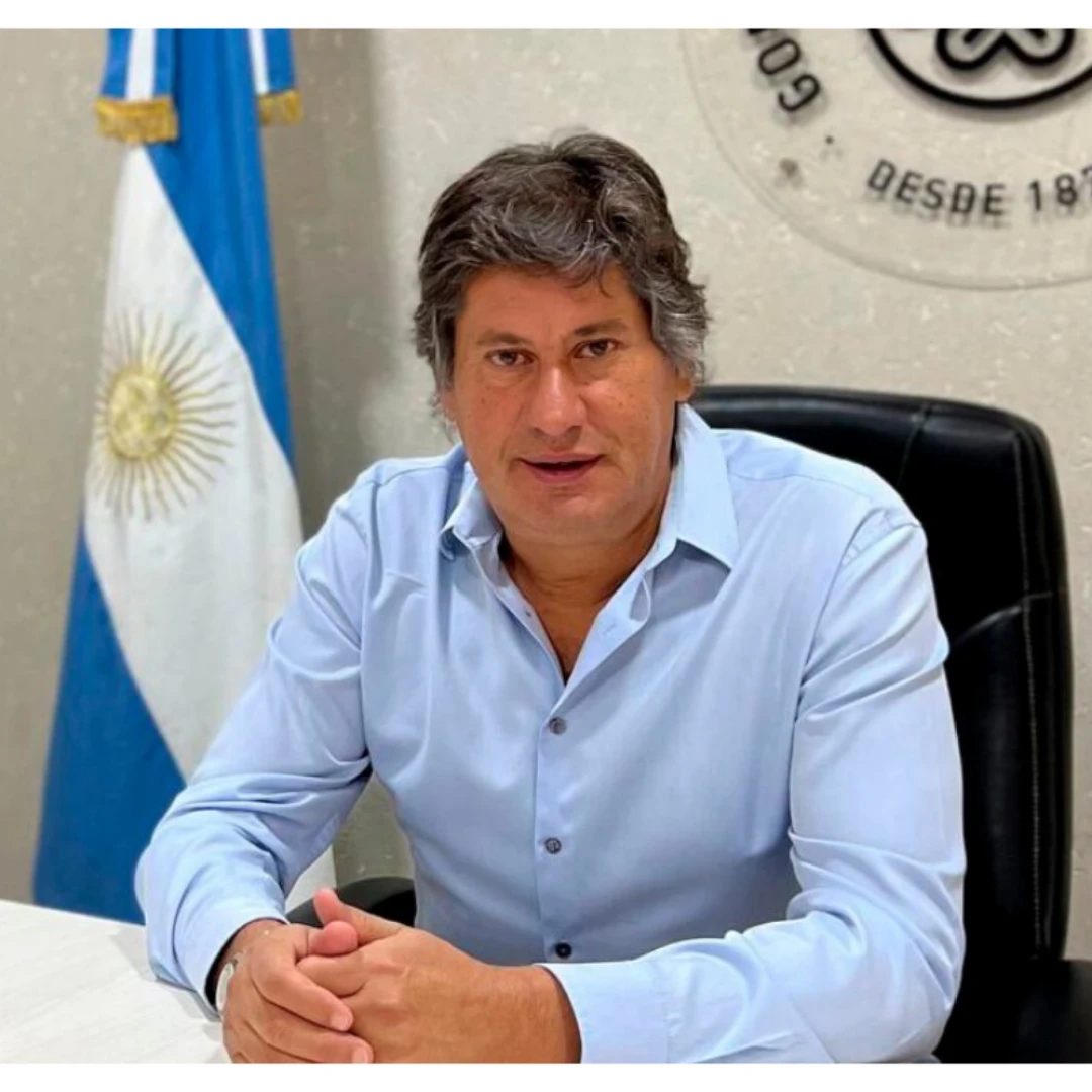 ROLY SANTACROCE SE IRÁ AL MUNDIAL Y EL CONCEJO QUEDARÁ A CARGO DEL MUNICIPIO