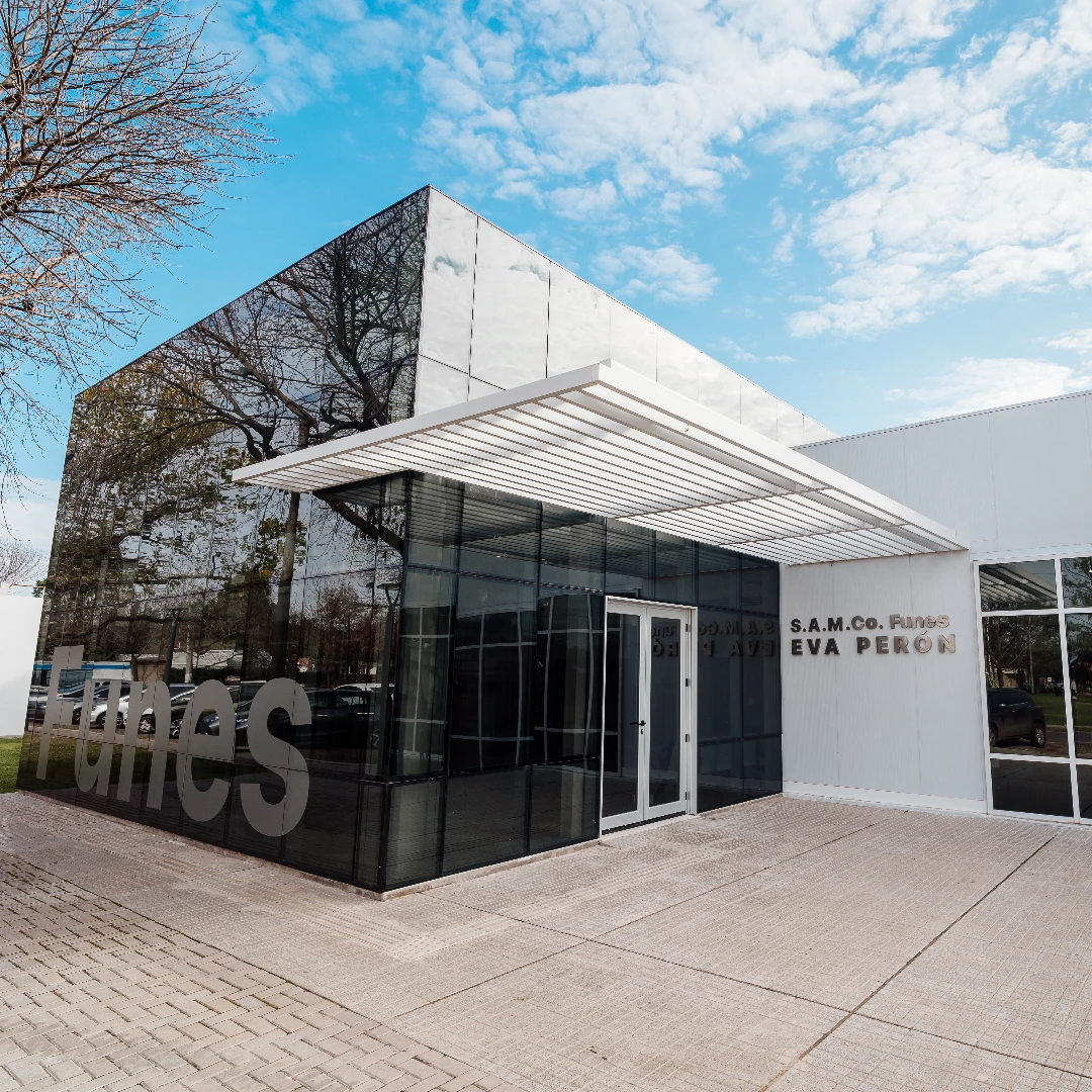 FUNES INAUGURA SU PRIMER HOSPITAL Y CAMBIA PARA SIEMPRE LA ATENCIÓN MÉDICA DE LA CIUDAD