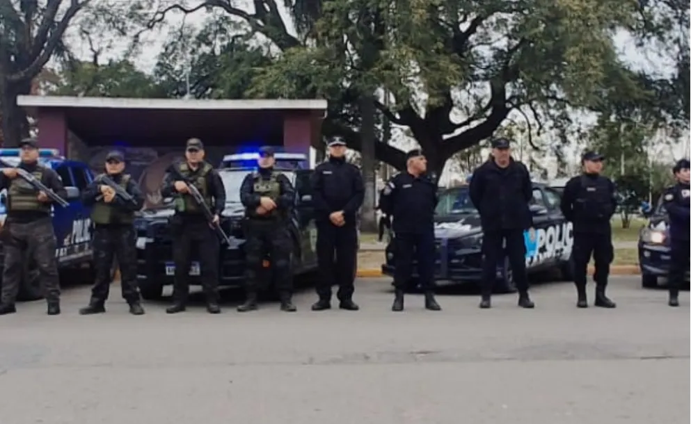 MEGAOPERATIVO EN ROLDÁN: ONCE PERSONAS FUERON TRASLADADAS Y HUBO VEHÍCULOS SECUESTRADOS