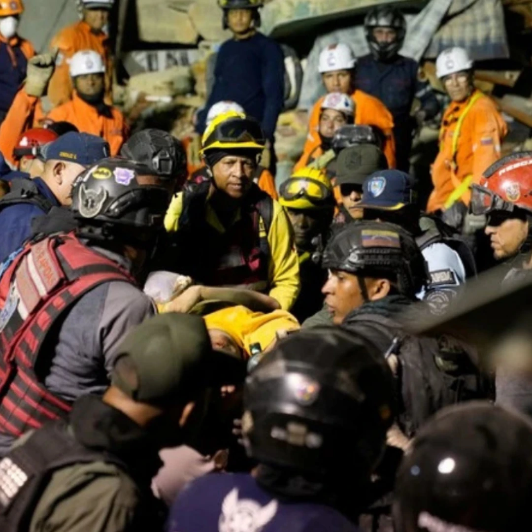VENEZUELA CONFIRMÓ 164 MUERTOS Y 971 HERIDOS TRAS EL DEVASTADOR SISMO