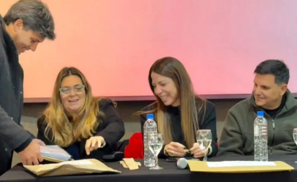 ROLDÁN DA UN PASO CLAVE PARA GARANTIZAR ENERGÍA A VECINOS, COMERCIOS E INDUSTRIAS