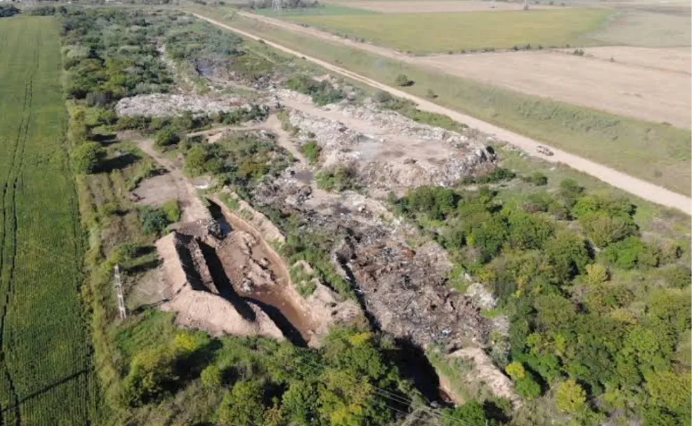 CLAUSURARON UN BASURAL CLANDESTINO EN FUNES TRAS UNA INVESTIGACIÓN JUDICIAL
