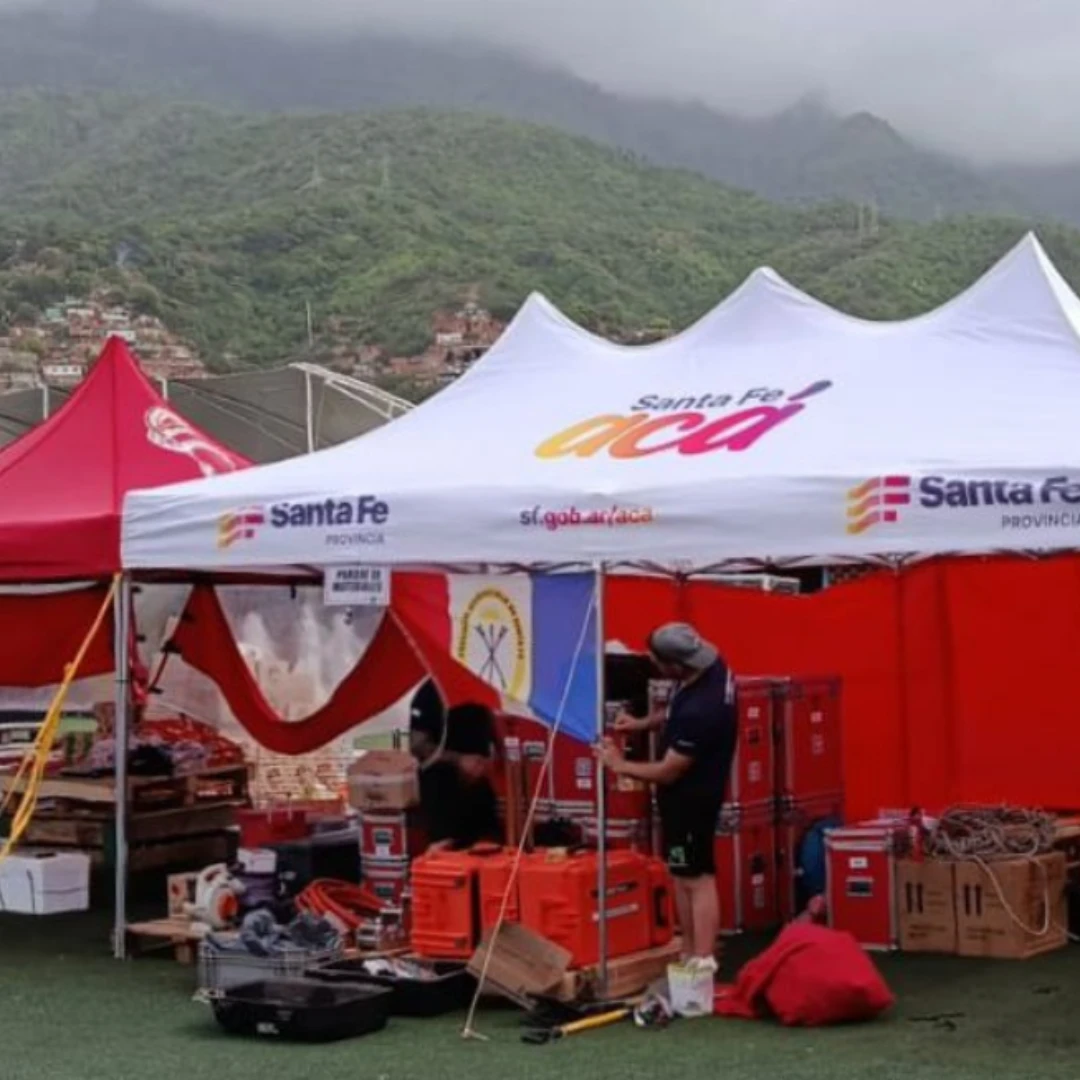 RESCATISTAS SANTAFESINOS YA TRABAJAN EN VENEZUELA TRAS LOS TERREMOTOS