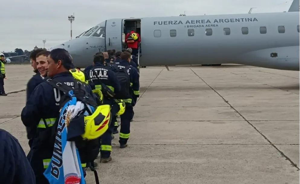 40 RESCATISTAS SANTAFESINOS PARTIERON HACIA VENEZUELA PARA UNA MISIÓN HUMANITARIA