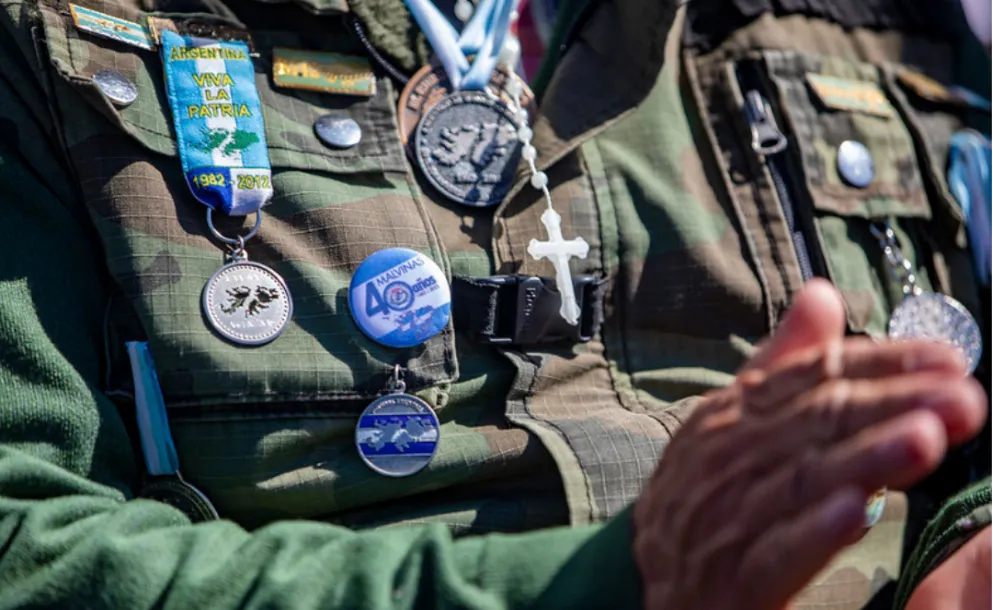 MALVINAS: VETERANOS LLAMARON A VIVIR EL PARTIDO CON RESPETO Y SIN ODIO