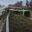 UN MICRO DE VÍA TAC DESPISTÓ Y CAYÓ AL VACÍO EN CARMEN DE ARECO