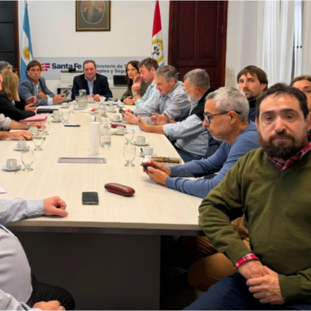 PRIMERA REUNIÓN PARITARIA ENTRE SANTA FE Y LOS GREMIOS DE PROFESIONALES DE LA SALUD