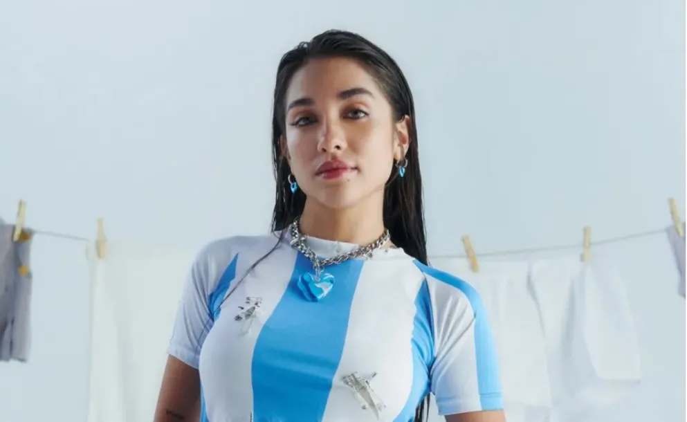 CONFIRMADO: MARÍA BECERRA INTERPRETARÁ EL HIMNO ANTES DE LA FINAL DEL MUNDIAL