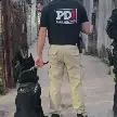 SE HICIERON PASAR POR REPARTIDORES PARA DESBARATAR UN BÚNKER DE DROGAS EN ROSARIO