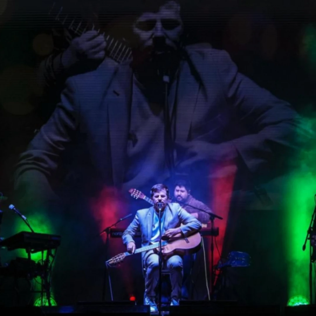 EL INVENCIBLE ARENA ABRIÓ SUS PUERTAS Y NAHUEL PENNISI PUSO MÚSICA A LA INAUGURACIÓN