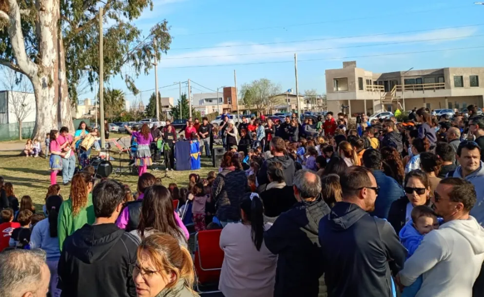 UNA MULTITUD: CERCA DE 3.000 PERSONAS CELEBRARON EL DÍA DE LAS INFANCIAS EN TIERRA DE SUEÑOS 2 Y 3