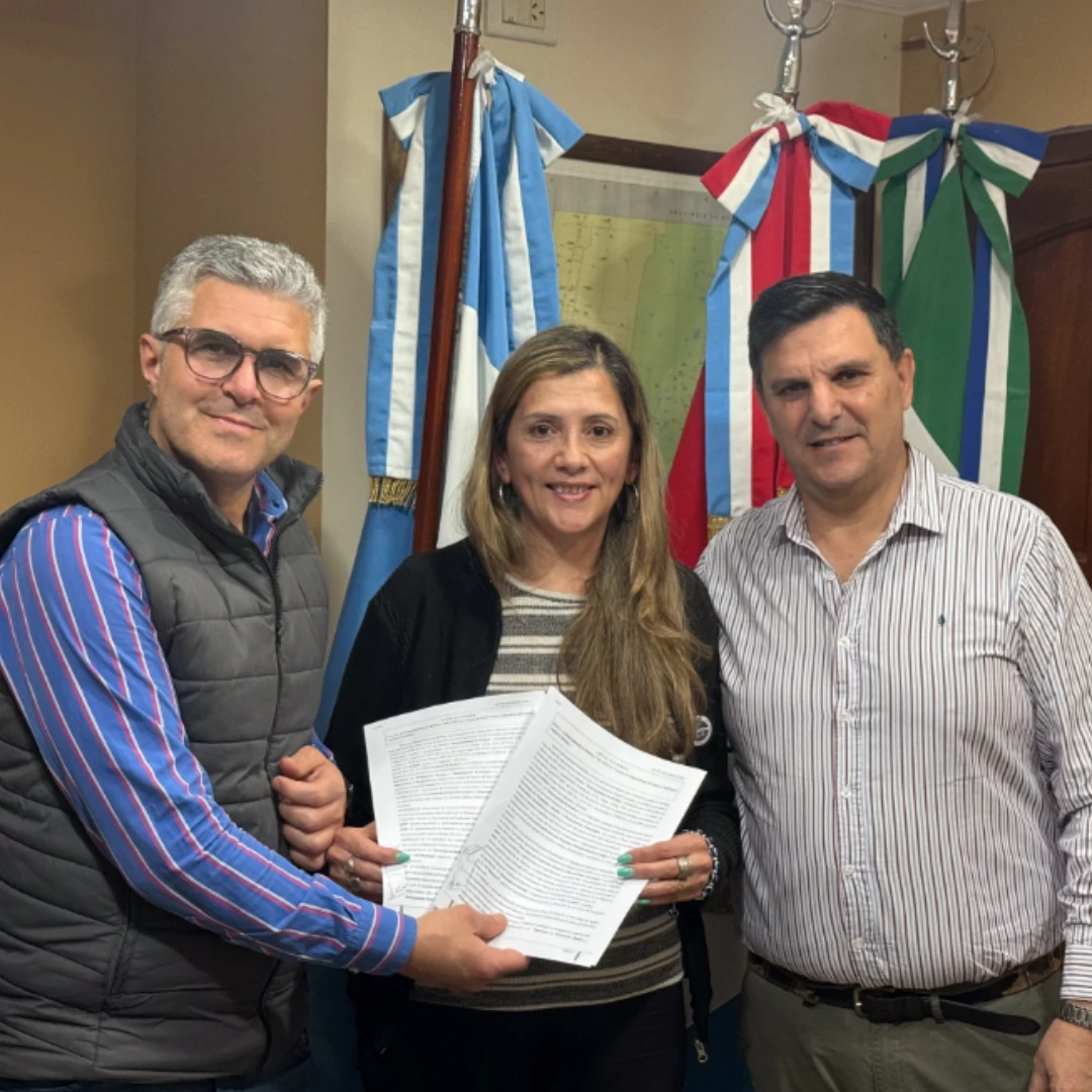 EL MUNICIPIO FIRMÓ UN CONVENIO CON EL CECLA PARA SUMAR CURSOS DE FORMACIÓN LABORAL