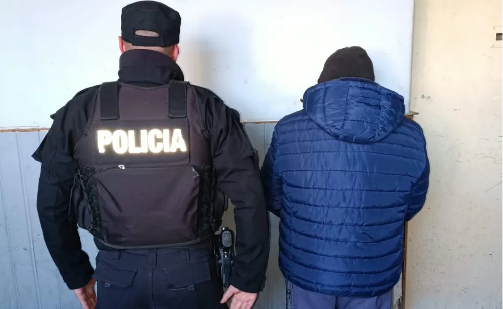 CARCARAÑÁ: DOS DETENIDOS TRAS ALLANAMIENTOS POR HURTO, AMENAZAS Y LESIONES  