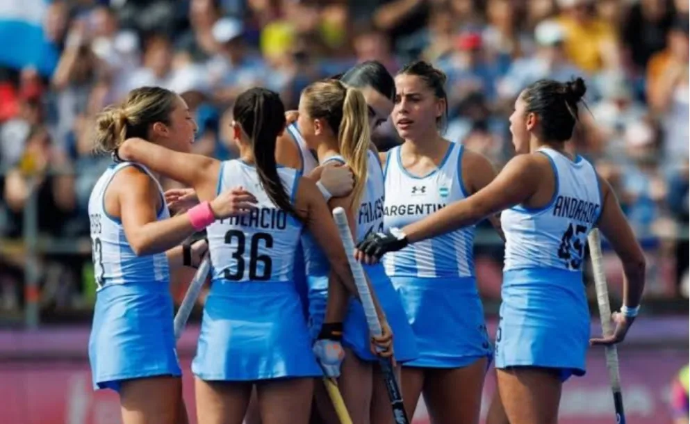 LAS LEONAS GOLEARON 5 A 0 A CHILE Y GANARON EL ORO EN LOS JUEGOS SURAMERICANOS