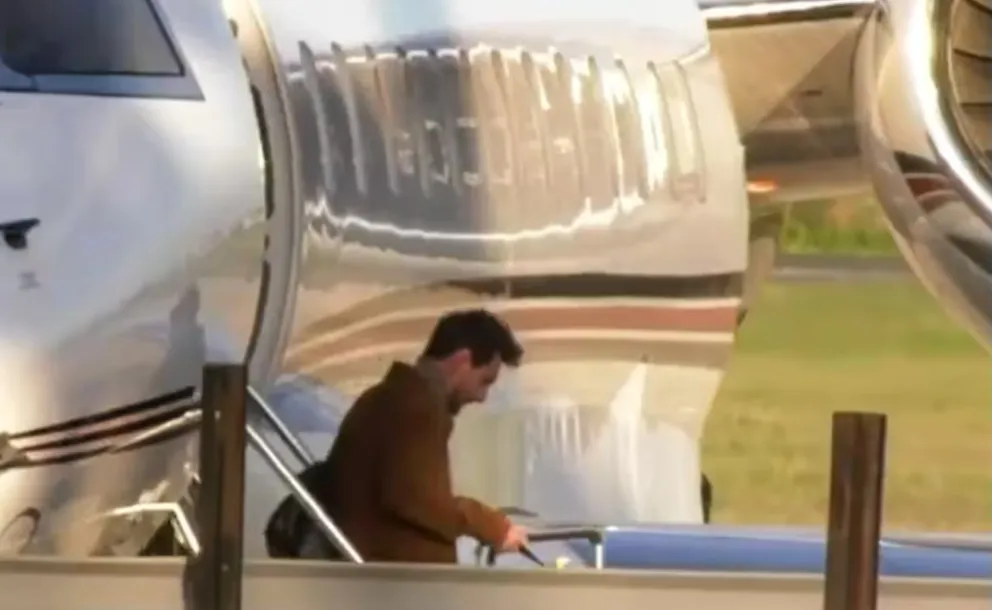 MESSI ATERRIZÓ EN ROSARIO JUNTO A SU FAMILIA ANTES DEL PARTIDO DE DESPEDIDA