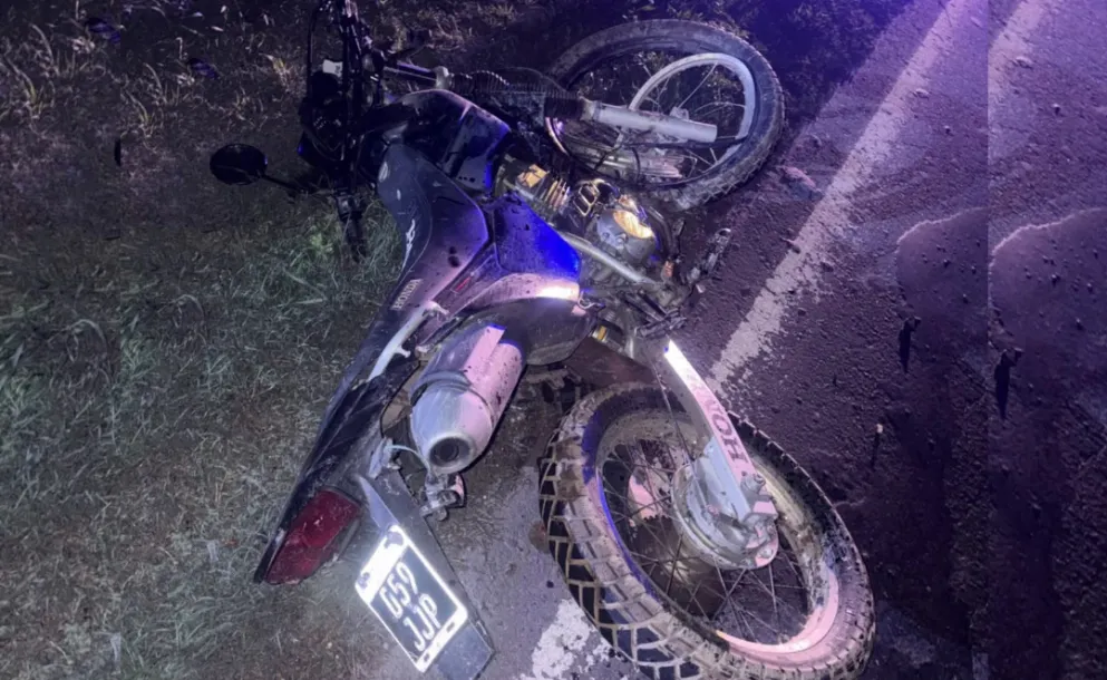 UN MOTOCICLISTA MURIÓ TRAS CHOCAR CON UN CAMIÓN EN LA AUTOPISTA ROSARIO-CÓRDOBA