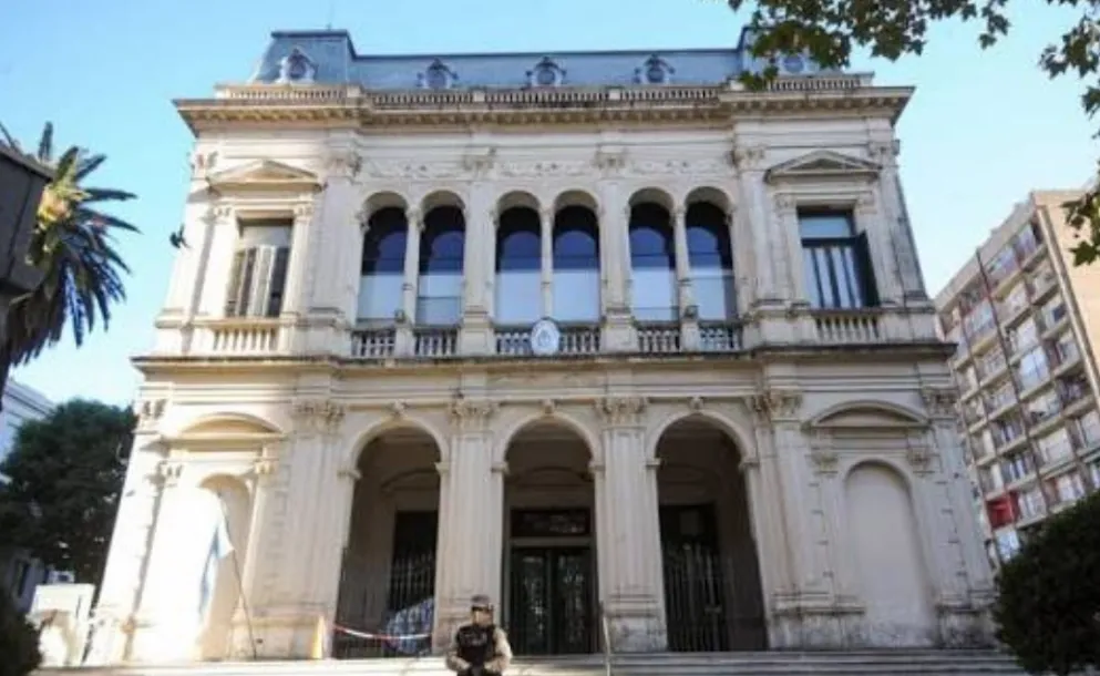 UN HOMBRE  QUEDÓ PRESO POR HACERSE PASAR POR JUEZ FEDERAL PARA ACCEDER A DATOS POLICIALES