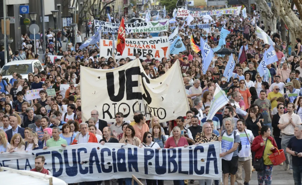 EL GOBIERNO DEBERÁ AFRONTAR MULTAS DIARIAS POR INCUMPLIR UNA CAUTELAR UNIVERSITARIA