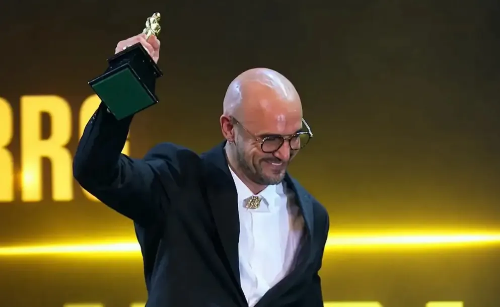 ABEL PINTOS GANÓ EL MARTÍN FIERRO DE ORO EN LA PRIMERA EDICIÓN DE LOS PREMIOS DE LA MÚSICA