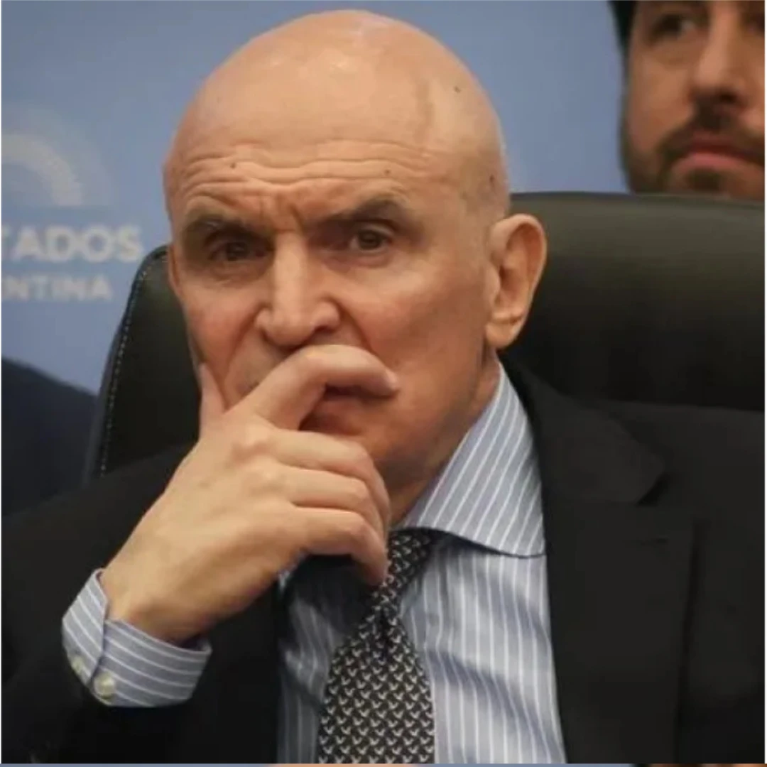 DICTAN PROCESAMIENTO Y PROHIBICIÓN DE SALIR DEL PAÍS PARA JOSÉ LUIS ESPERT
