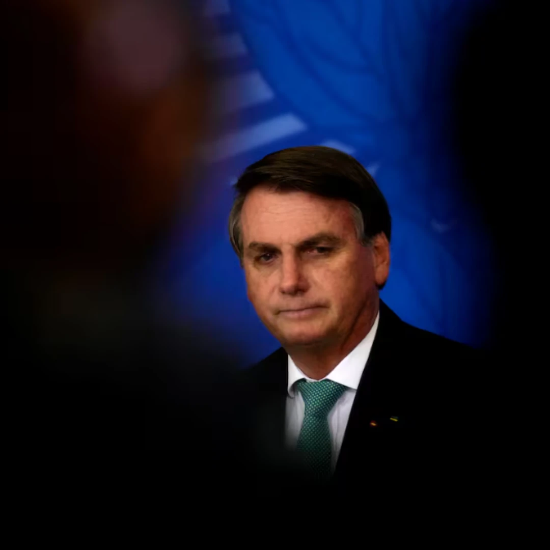 LA JUSTICIA BRASILEÑA INVESTIGA SI FLÁVIO BOLSONARO INTENTÓ FUGARSE A LA ARGENTINA
