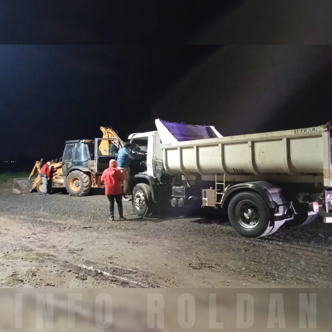 TORMENTA EN ROLDAN CAYERON MAS DE 120 MM EN POCAS HORAS